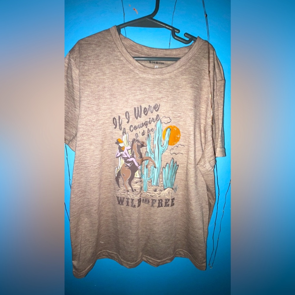 60% Polyester 35% Viscose 5% Elastane Brown Shirt